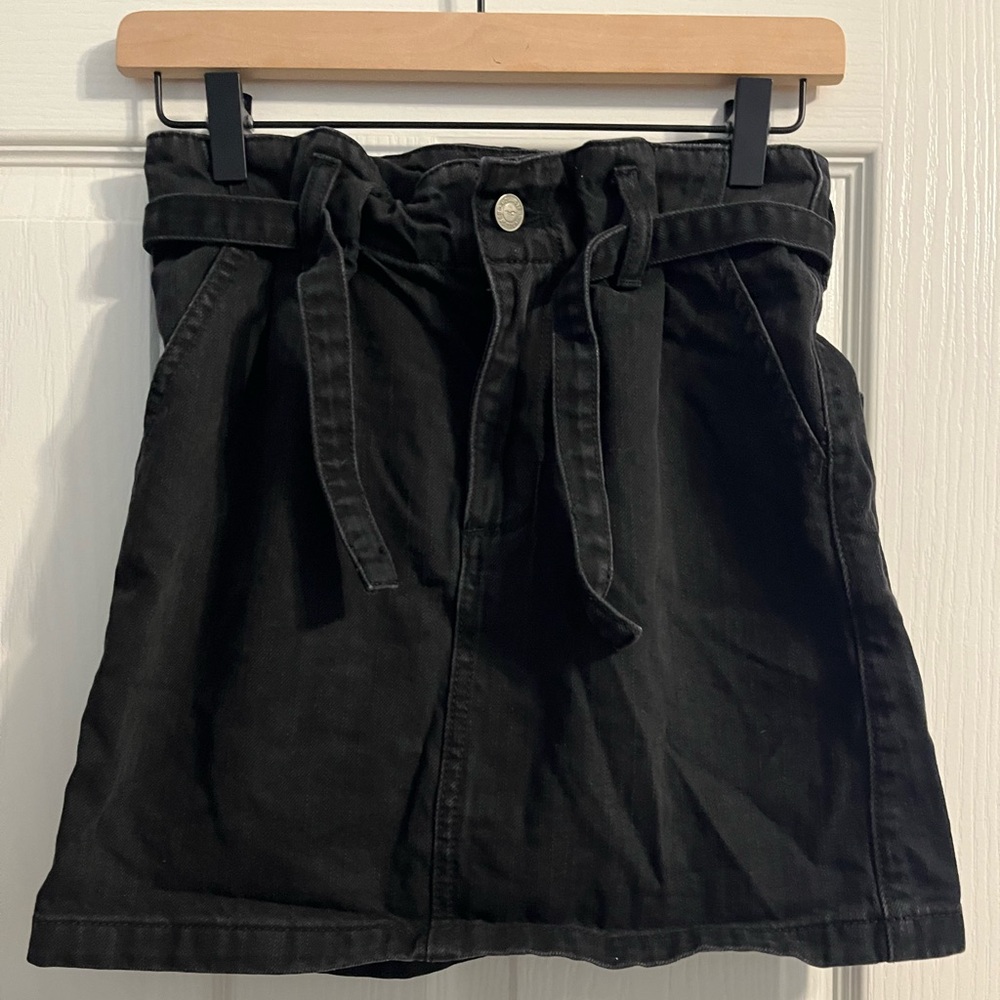 Hollister Black Denim Skirt With Belt - Size 00